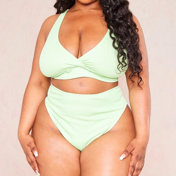 Pretty Little Things Lime Textured Bikini Top NWT Size 26 (US) - Picture 2 of 7
